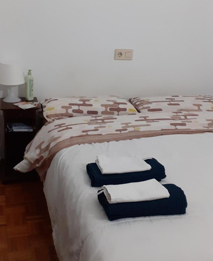 Habitación Doble Privada en Figueres Exterior foto