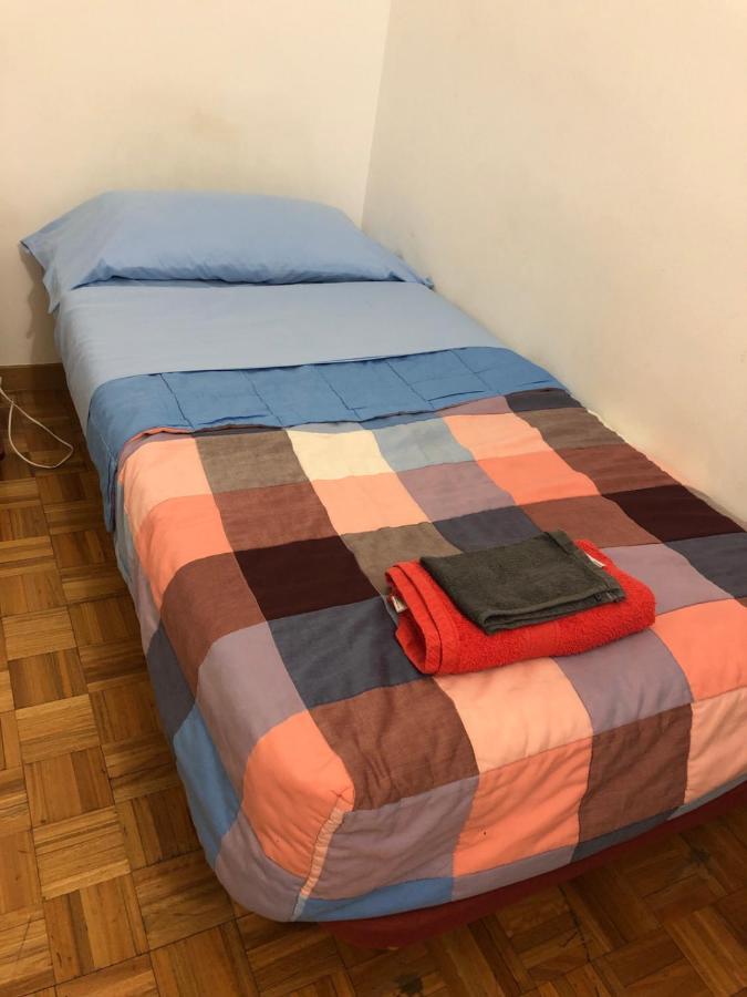 Habitación Doble Privada en Figueres Exterior foto